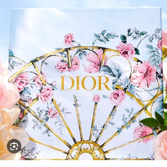 DIOR • BOX & RIBBON GIFT SET • GRANVILLE WHITE & GOLD FLORAL - Picture 3 of 16